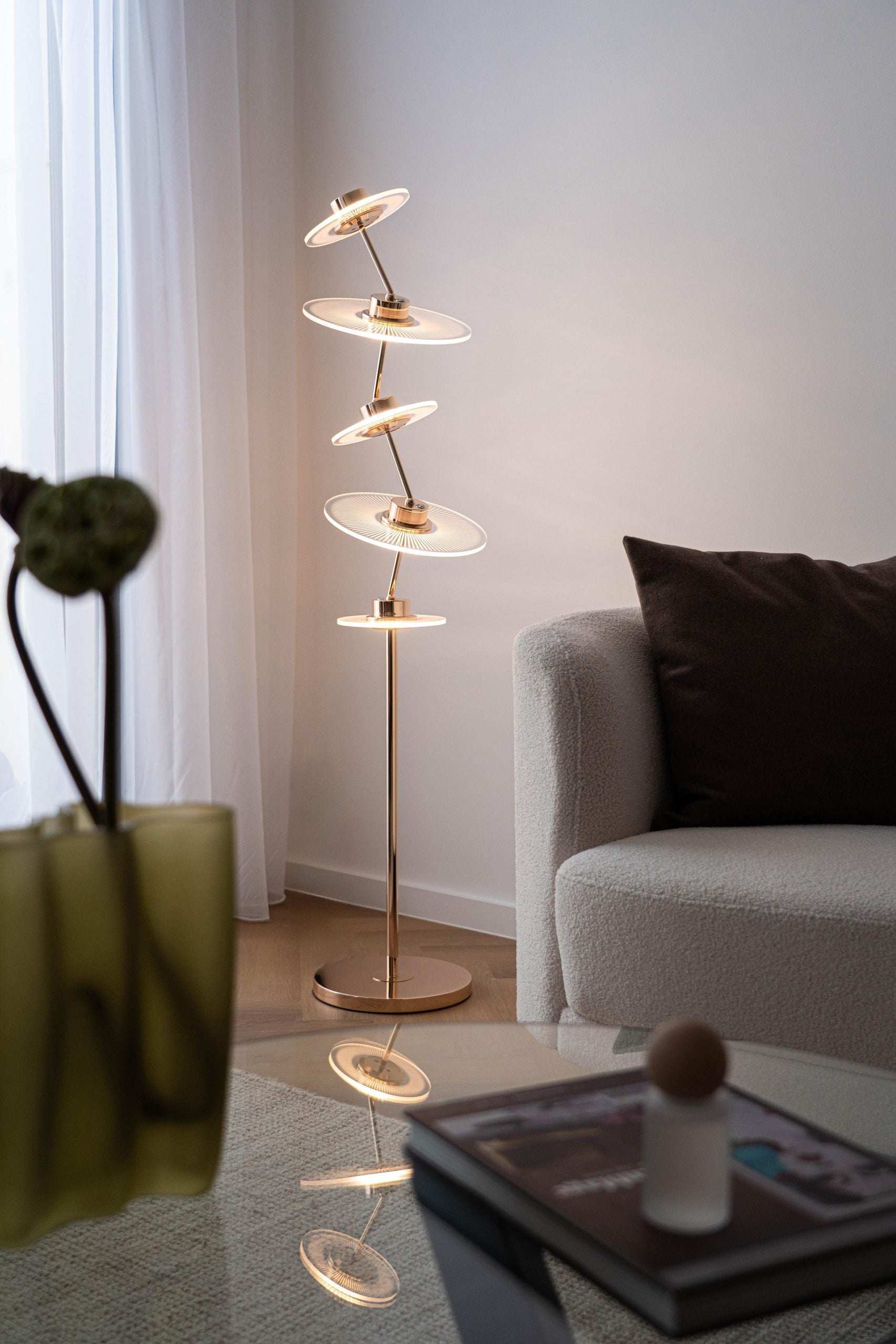 How to Style Small Spaces: Simple Home Decor Hacks