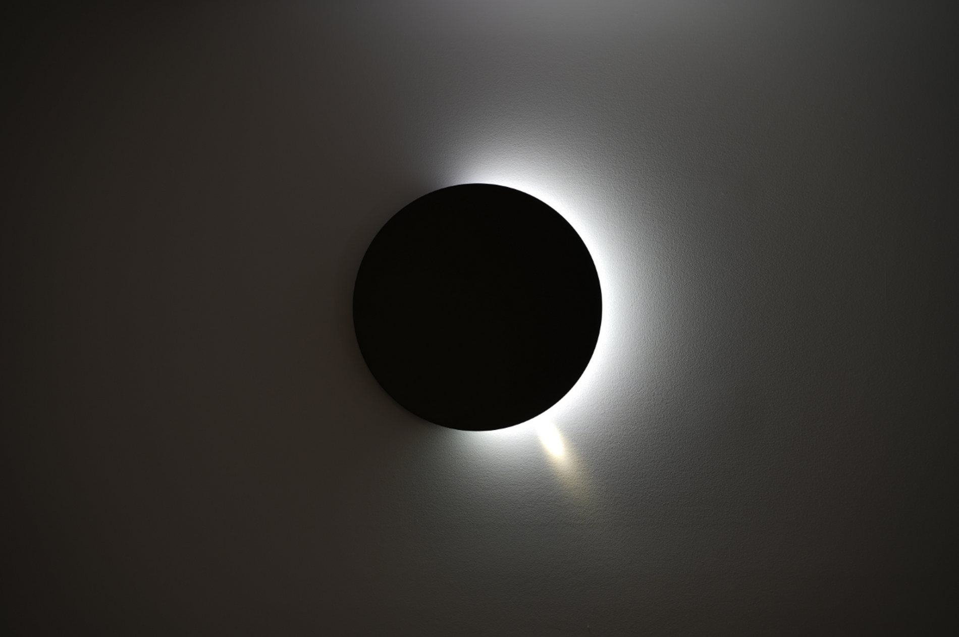 World’s Most Luxurious Clock Light: A New Era of LED Lighting Design